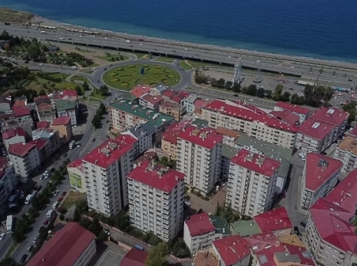 TRABZON İNÖNÜ MAH. SİTEİÇİ ANAYOLA CEPHE SATILIK FIRSAT DAİRE