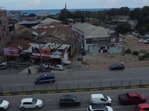 TRABZON SANAYİ BÖLGESİNDE SATILIK TİCARİ İMARLI ARSA